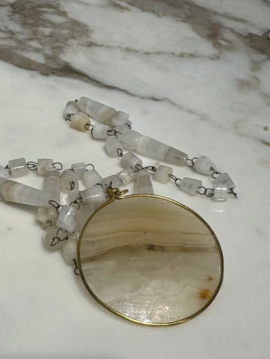 70s Vintage Agate Pendant Necklace - Picture 5 of 8